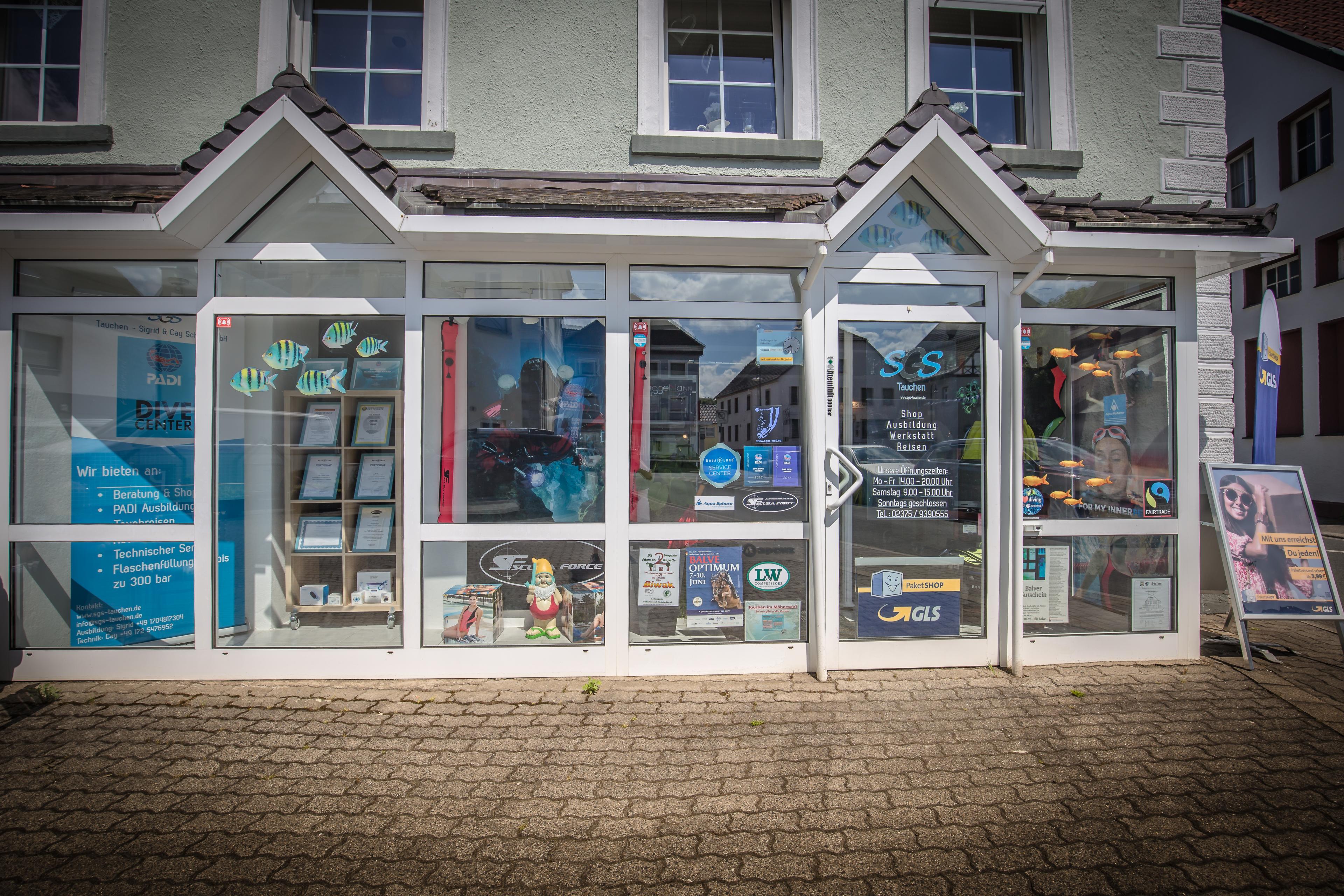 SGS-Tauchen - AEG-022 facade
